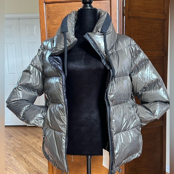 HERNO Glazed Ripstop Down Jacket - Picture 2 of 12
